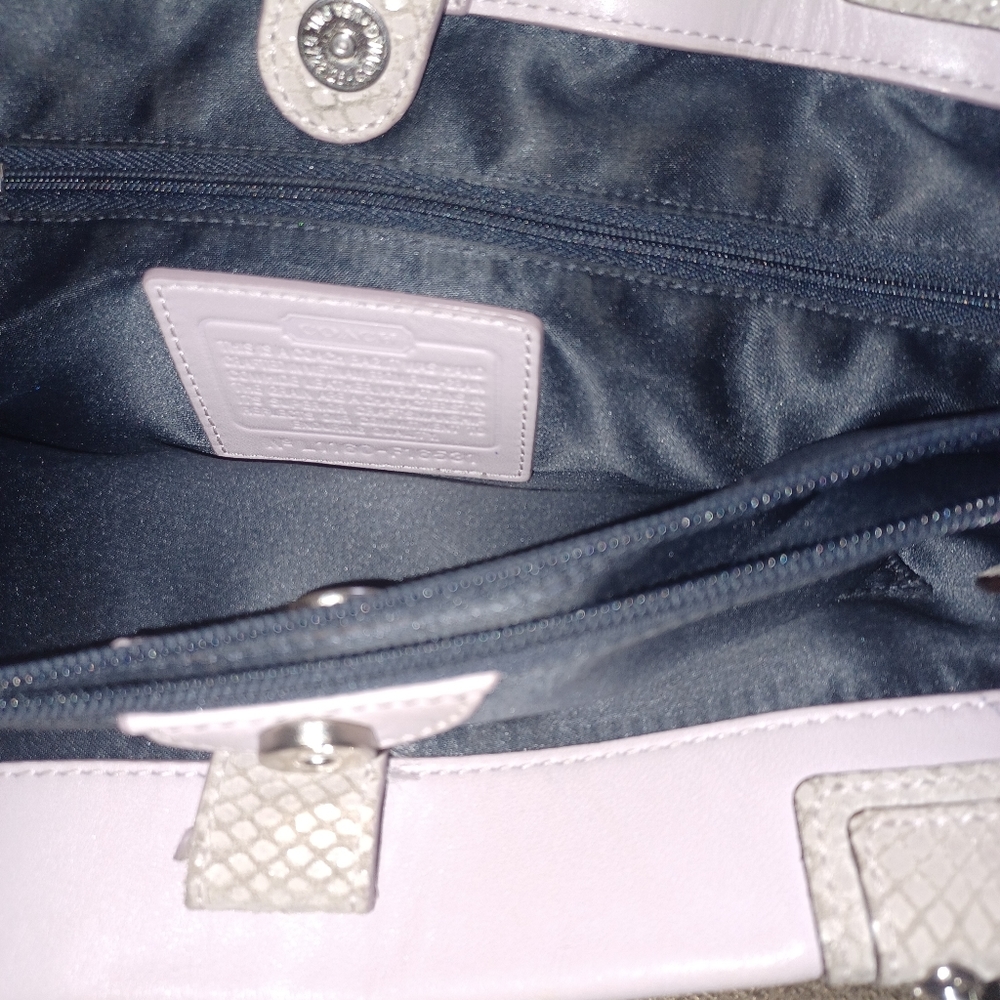 Coach Purse - Picture 5 of 8